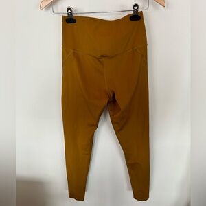 Girlfriend Compressive High-Rise Leggings in Honey